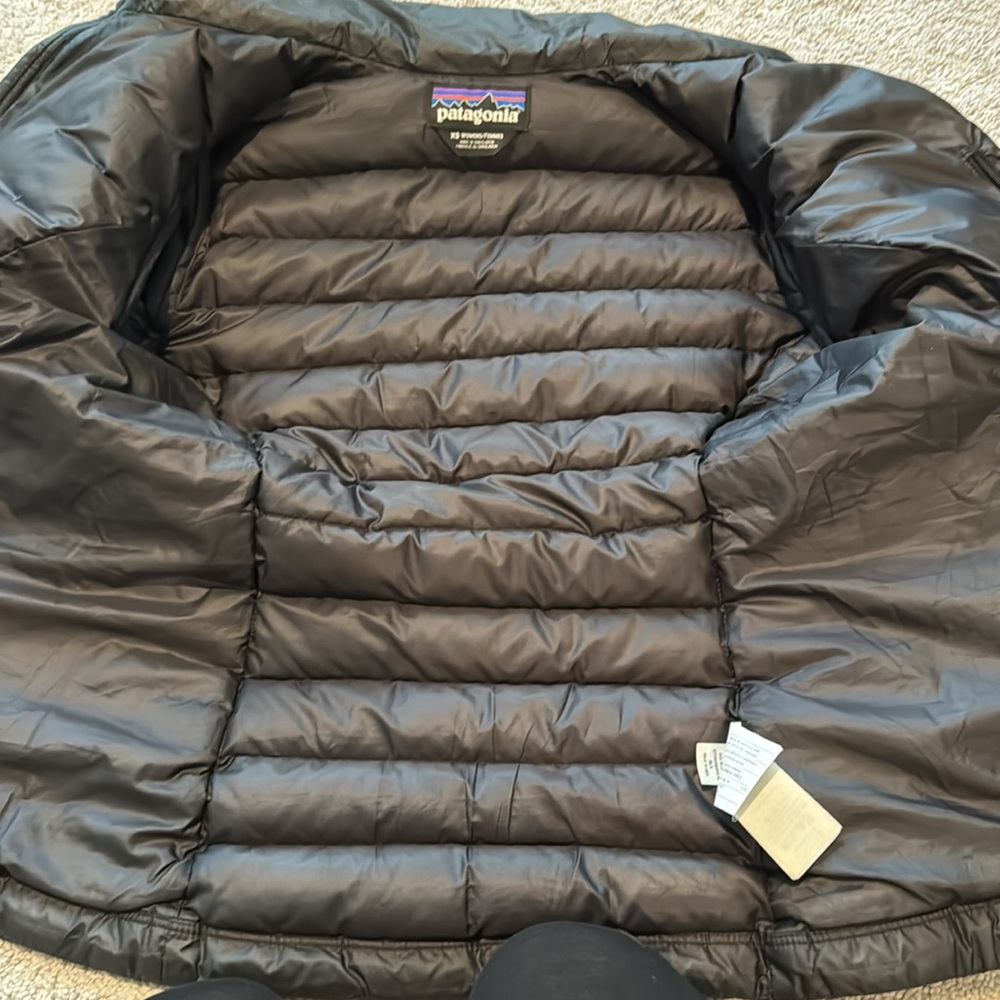 Black Patagonia Jacket - Picture 6 of 6